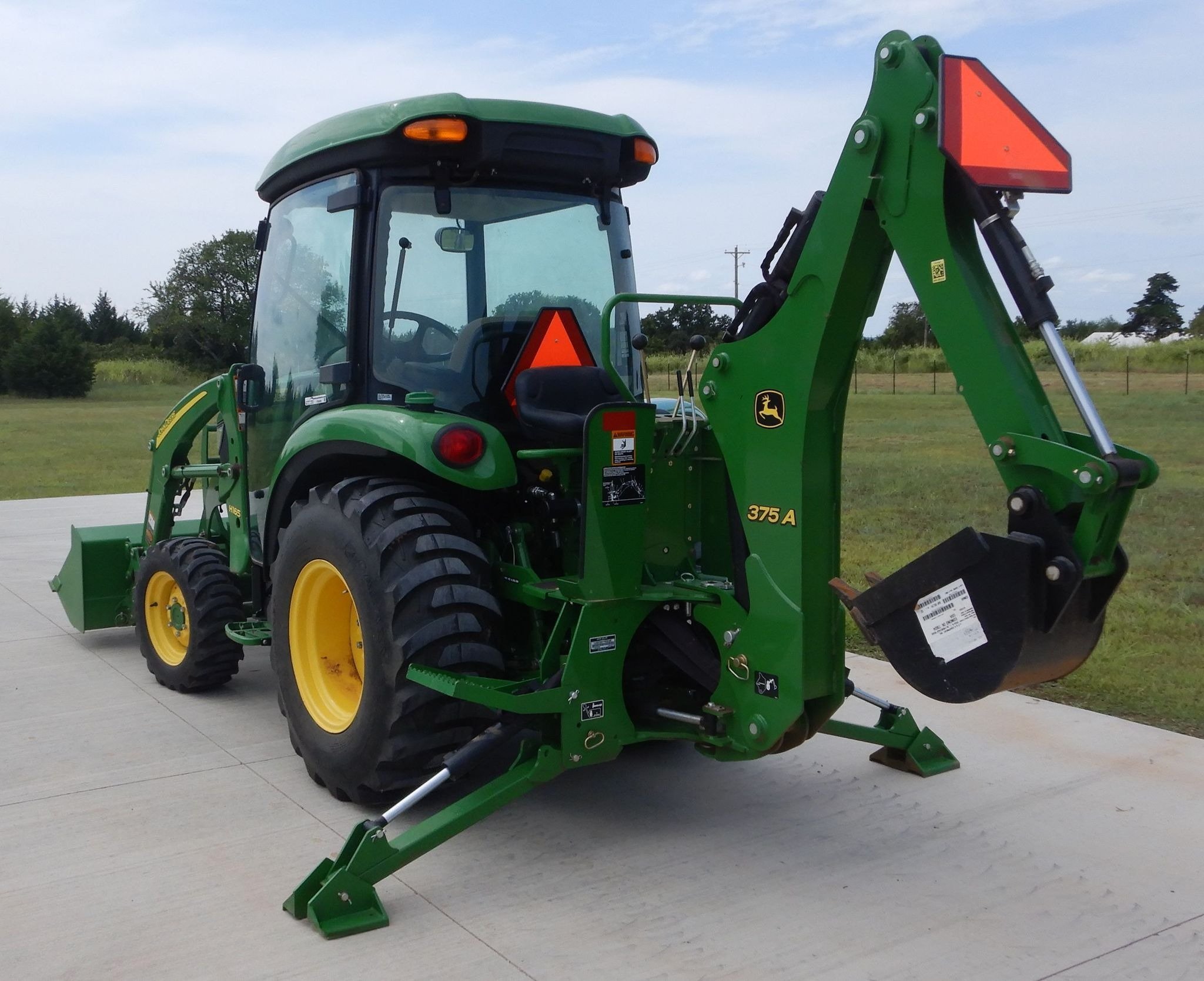 2021 John Deere 3039R thumbnail 3