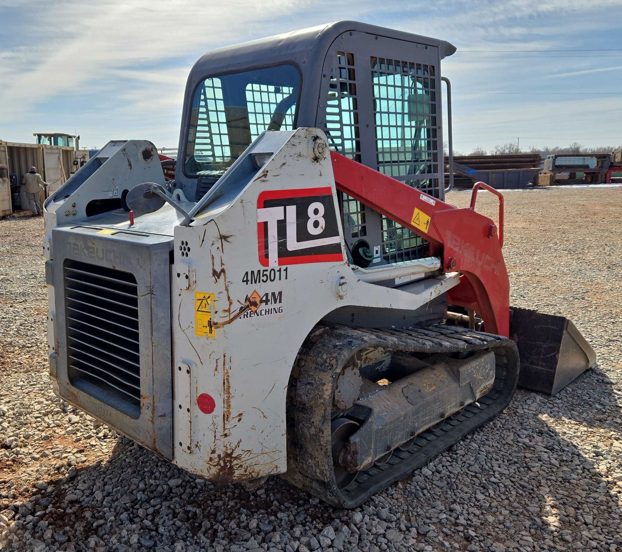 2017 Takeuchi TL8 thumbnail 4