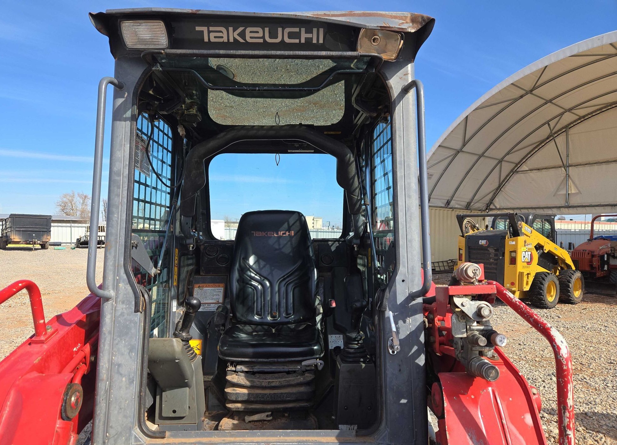 2017 Takeuchi TL8 thumbnail 6